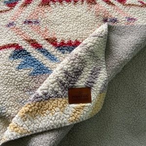 pendleton fleece blanket